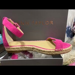 Flat espadrilles deep fuschia sandal